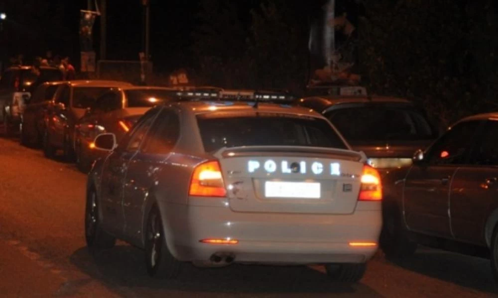Εξάρχεια: Επίθεση με μολότοφ στο αστυνομικό τμήμα